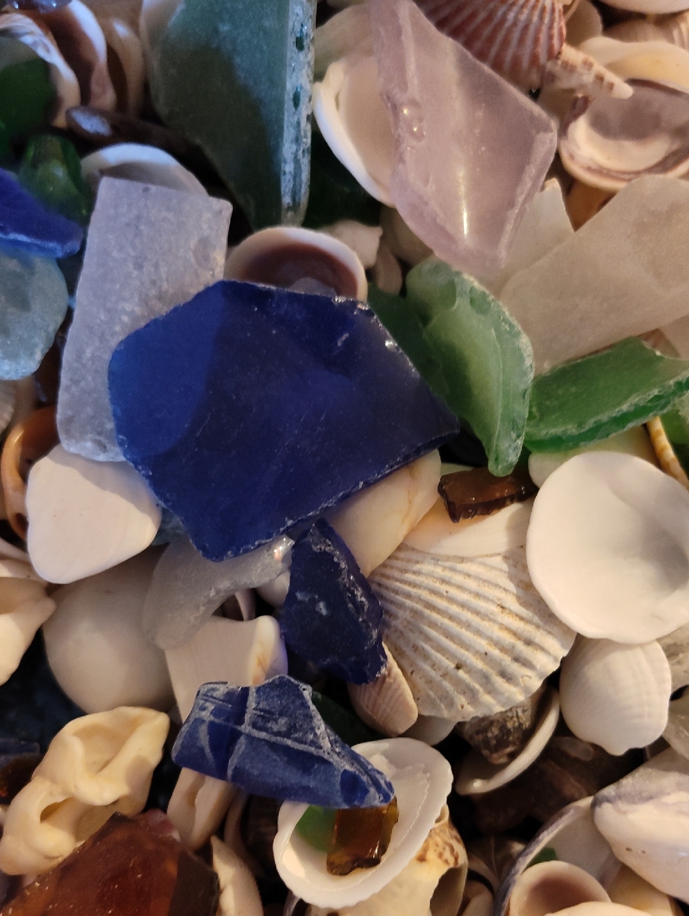 Mason Jar Full Of A Collection Of Sea Shells And Sea Glass With Plenty More - Picture 4 of 9